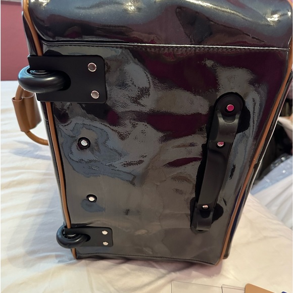 Spellbinder Embossing Machine Bundle - Picture 14 of 16